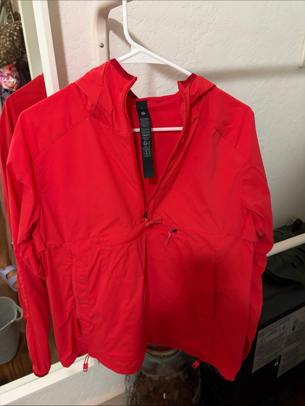 Lightweight Multi pocket running Anorak jacket. Lululemon